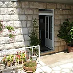 & Stella * Dubrovnik